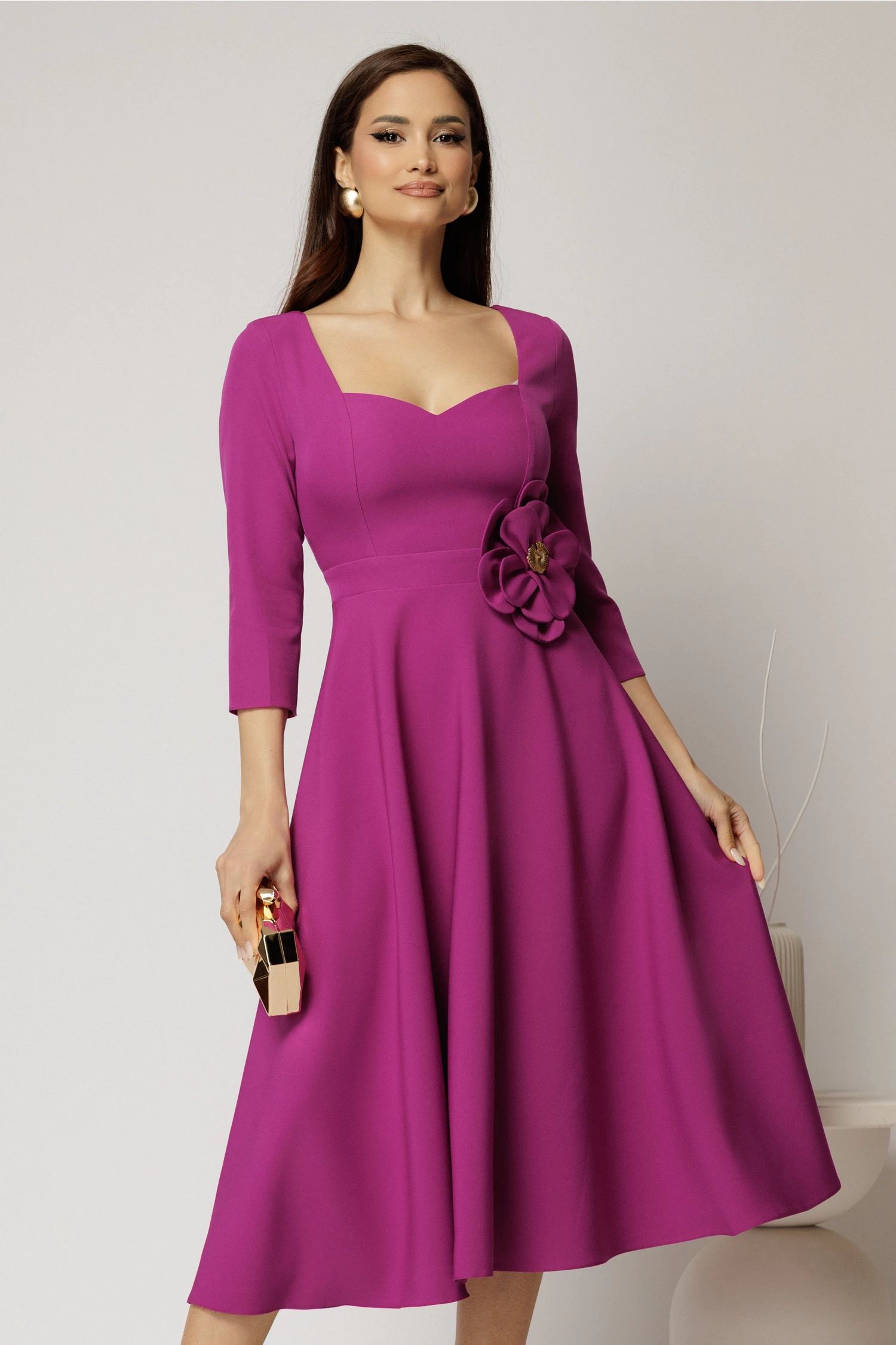 Rochie DY Fashion magenta de ocazie cu decolteu inima si detaliu pe talie