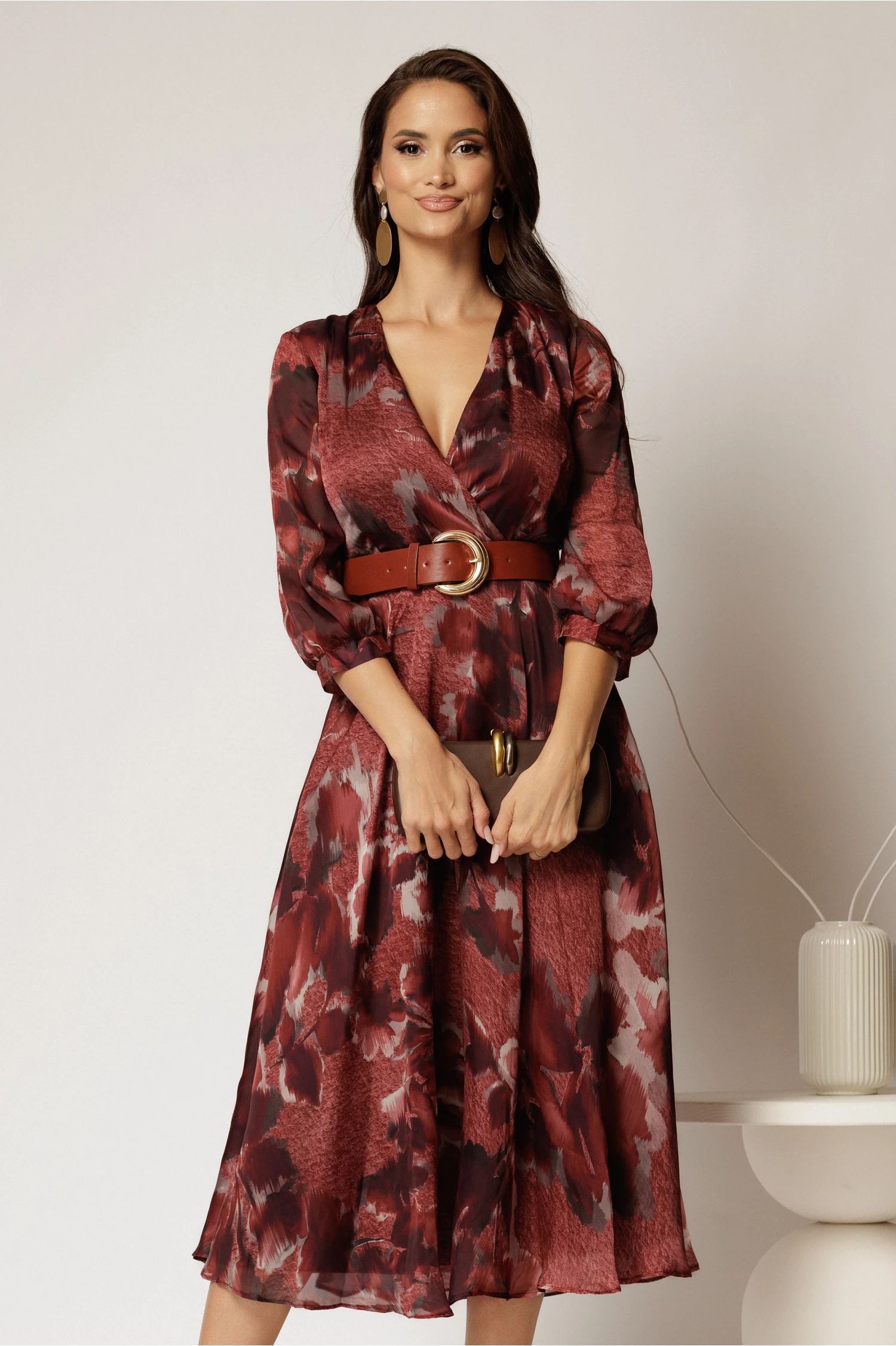 Rochie DY Fashion midi bordo din voal satinat cu imprimeu