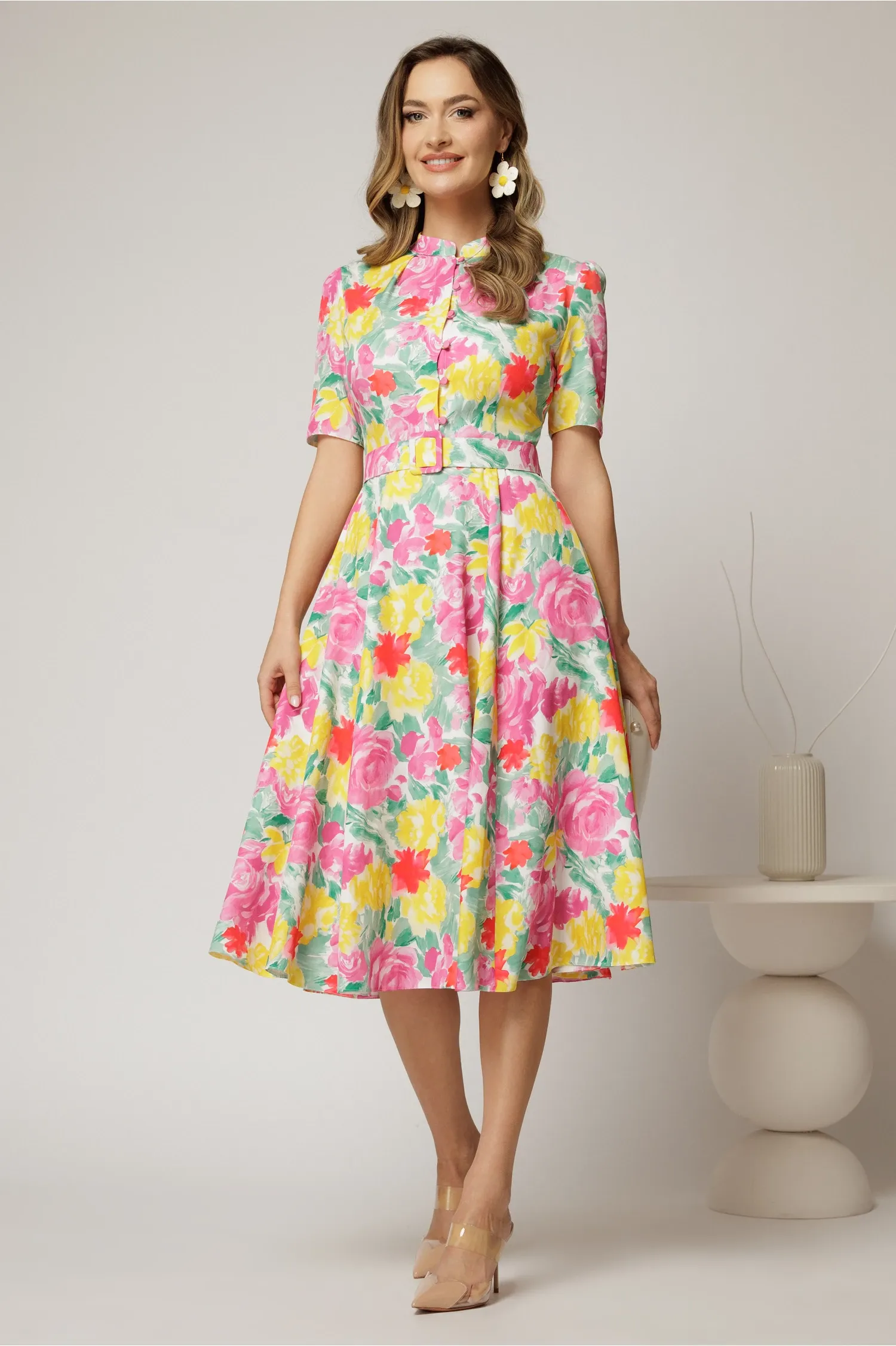 Rochie DY Fashion midi cu imprimeu roz si galben in clos din triplu voal cu nasturi la bust si curea in talie 3