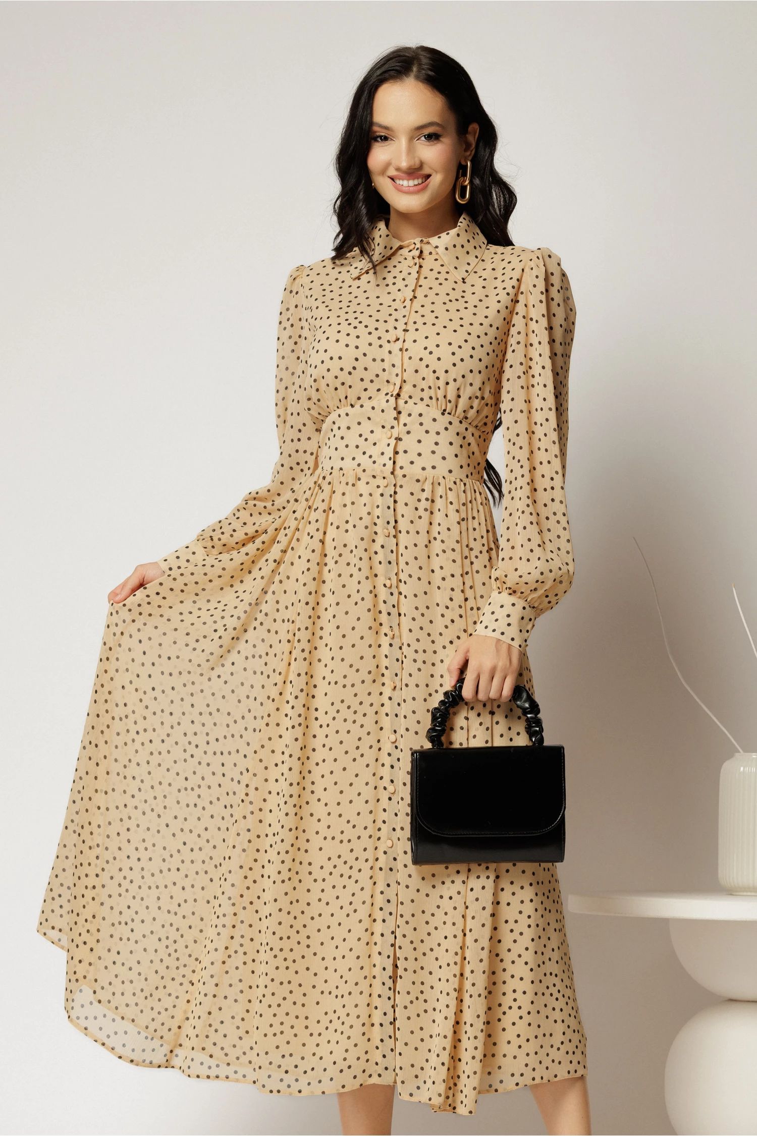 Rochie DY Fashion midi din voal bej cu buline si croi tip camasa