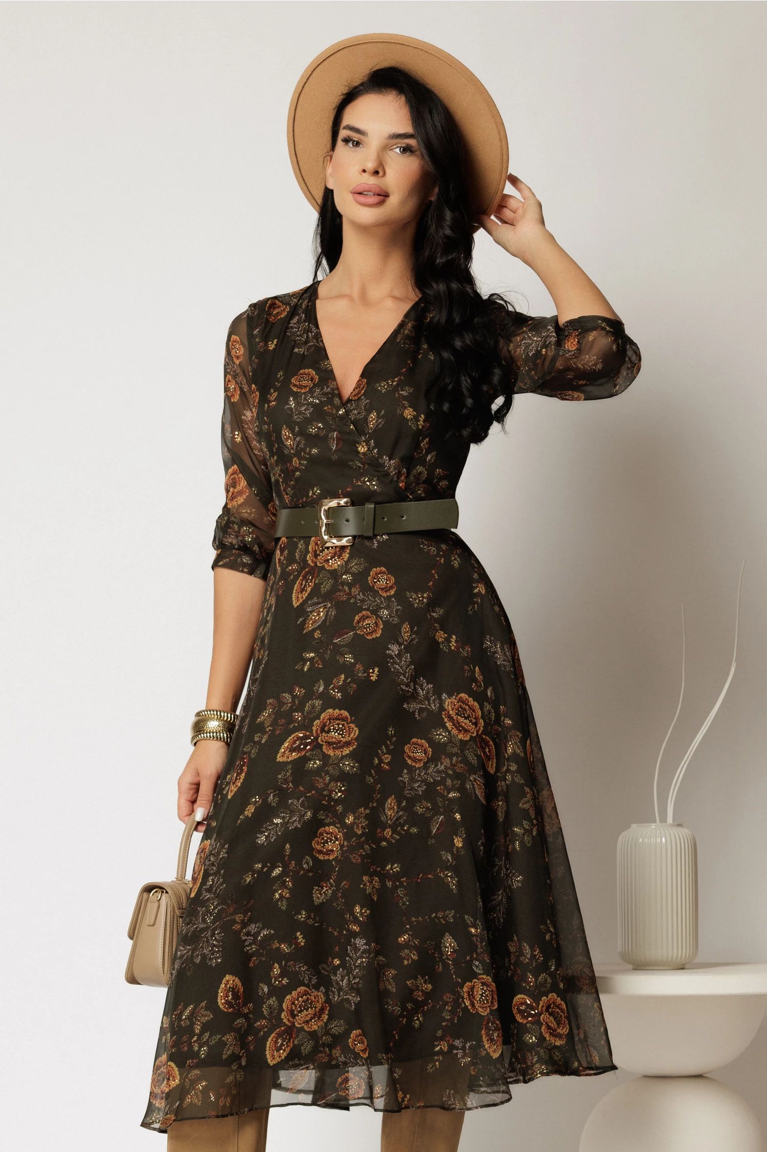 Rochie DY Fashion midi din voal kaki cu imprimeu galben si decolteu petrecut
