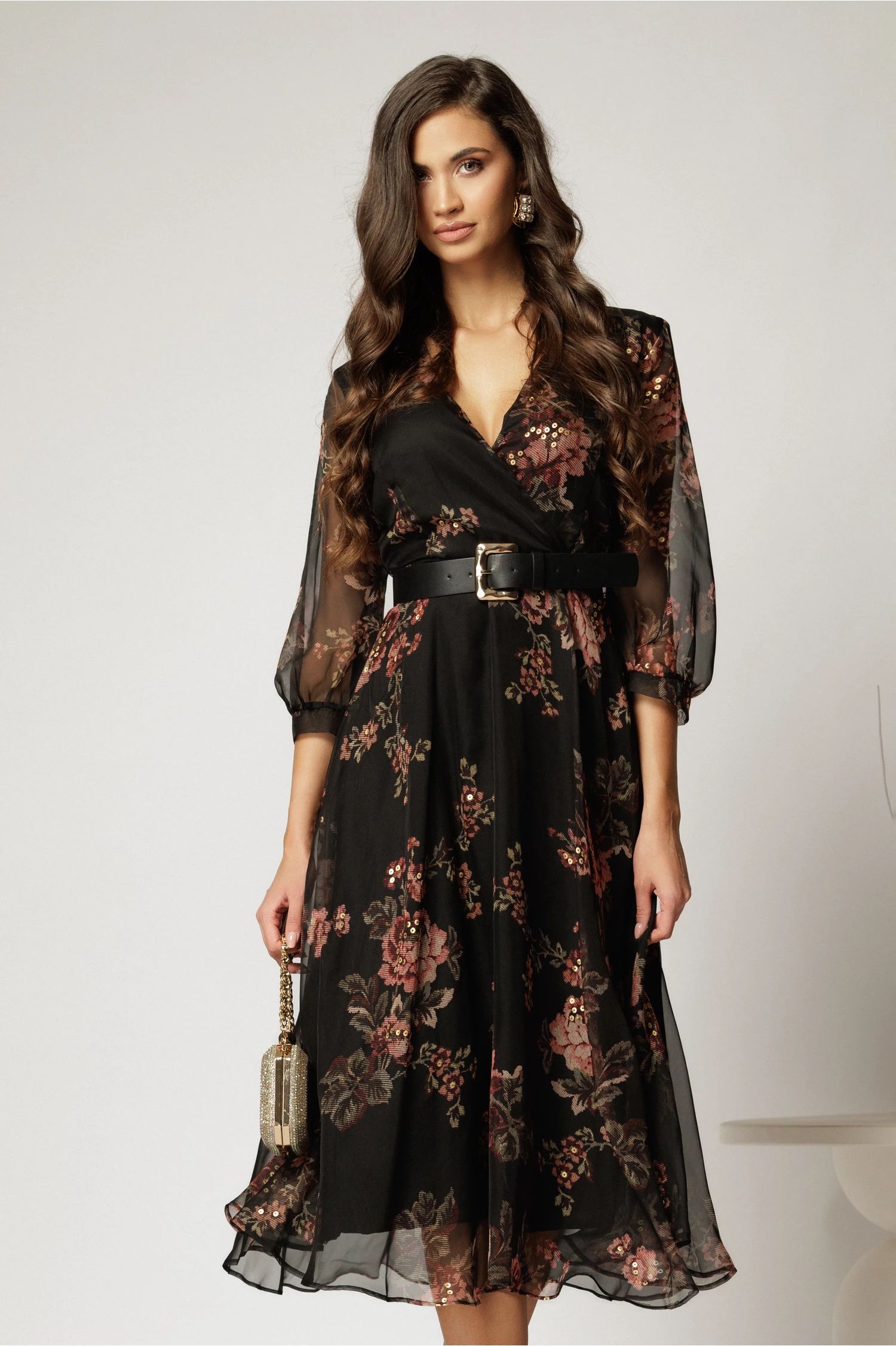 Rochie DY Fashion midi din voal negru cu imprimeu roze si decolteu petrecut