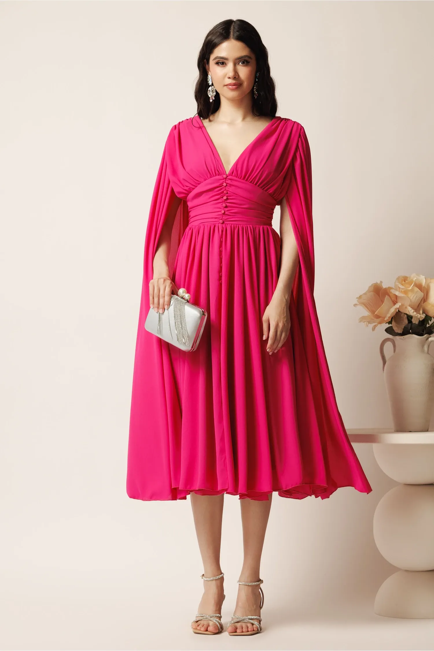Rochie DY Fashion midi fucsia din voal in clos cu nasturi si maneci ample 2