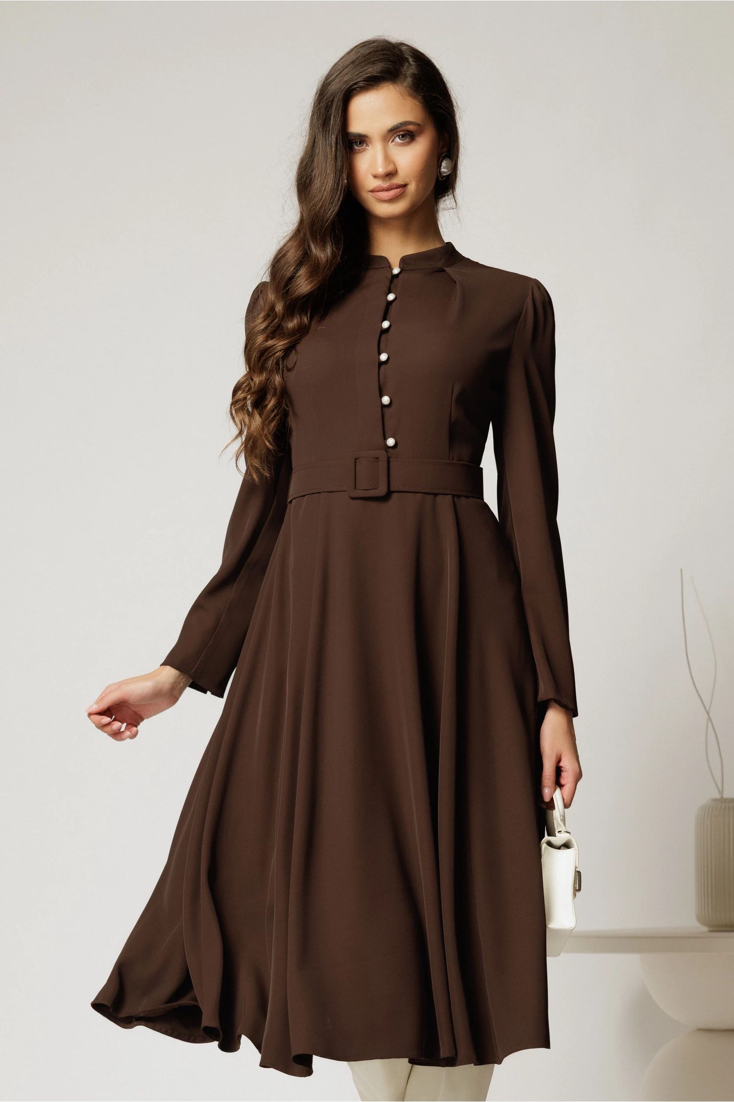 Rochie DY Fashion midi maro eleganta cu nasturi si curea in talie