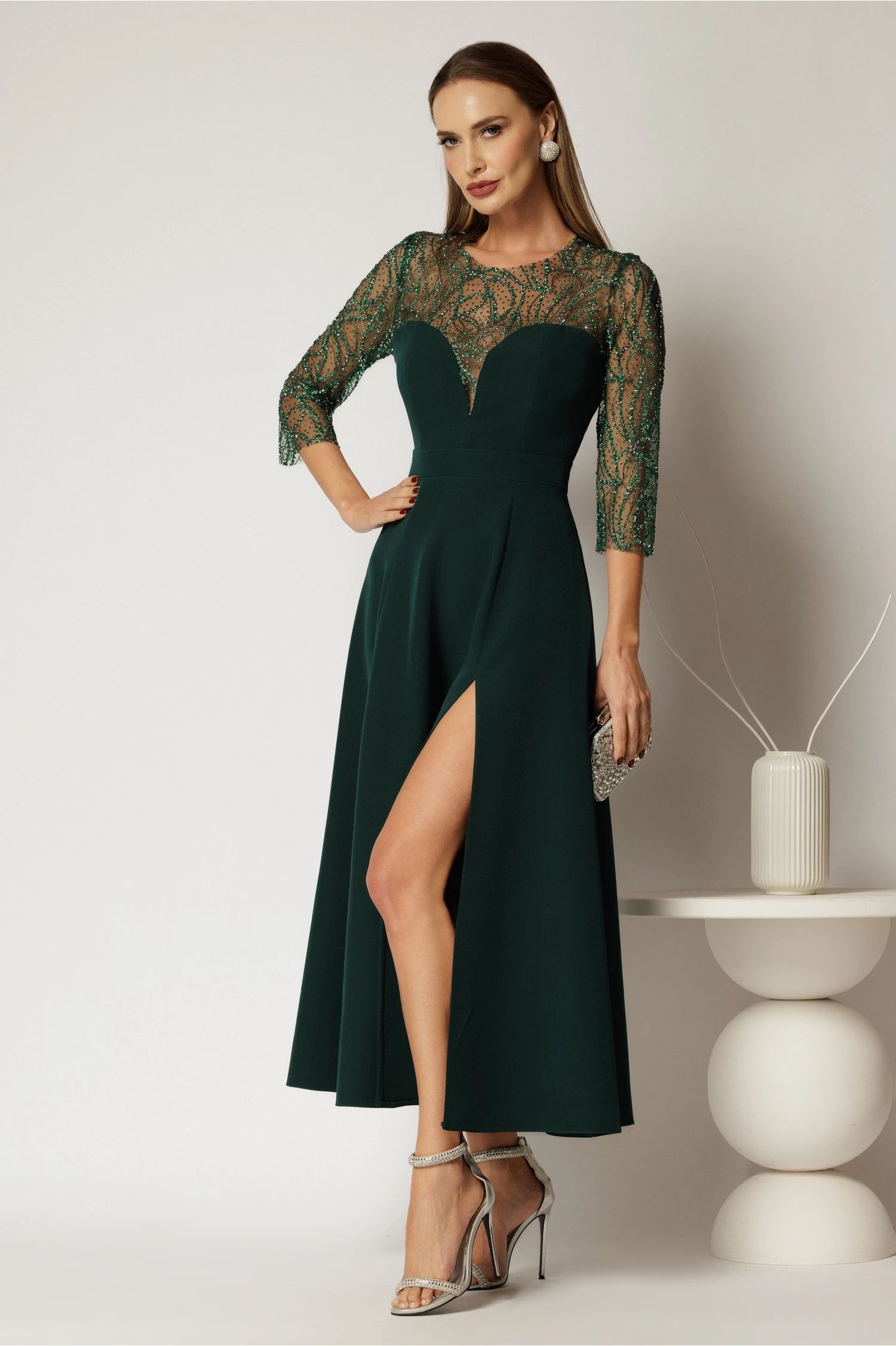 Rochie DY Fashion midi verde de seara cu aplicatii la bust