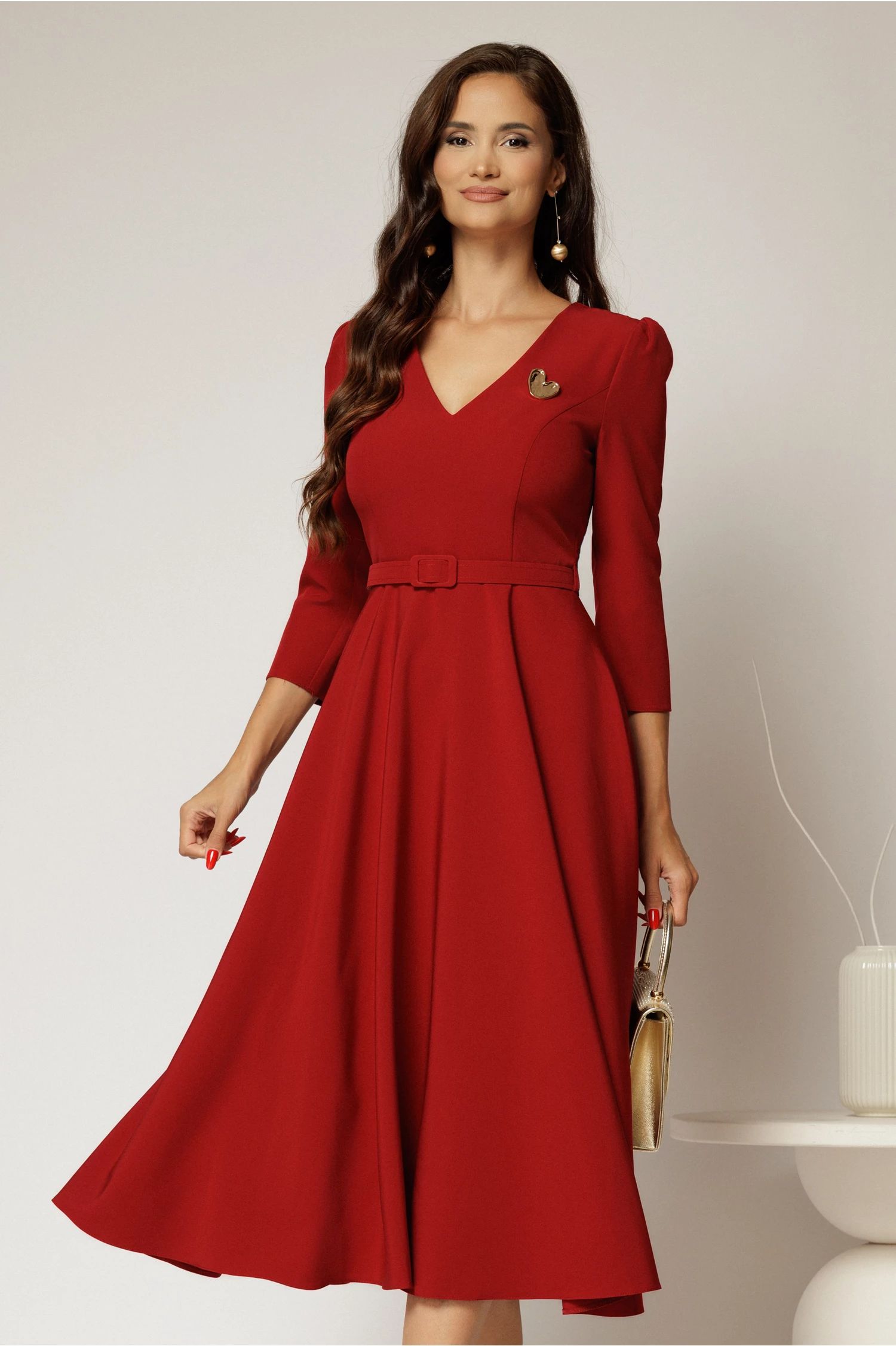 Rochie DY Fashion rosu inchis clos cu decolteu V si curea in talie