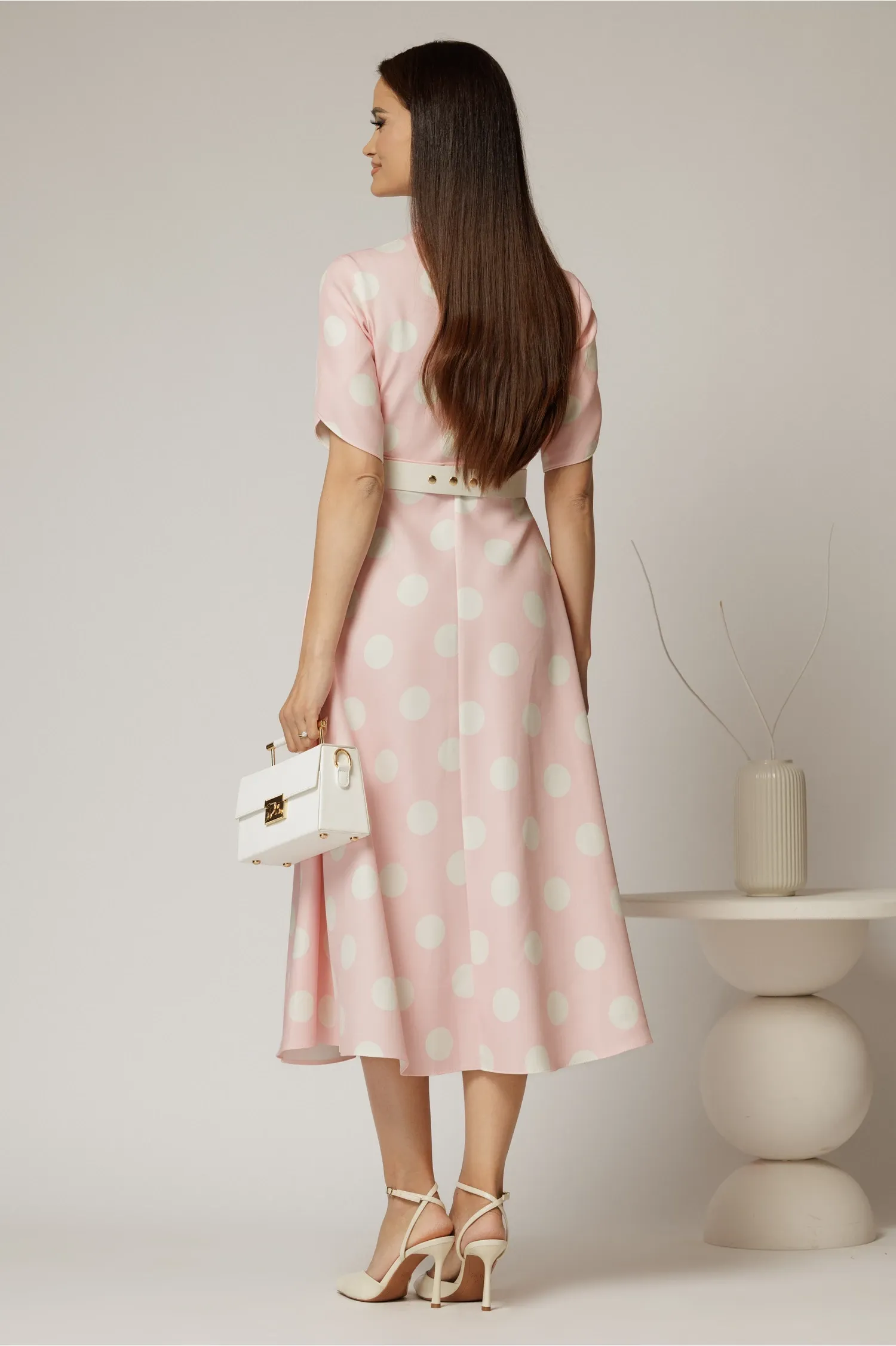 Rochie DY Fashion roz cu buline cu decolteu si maneci petrecute 2