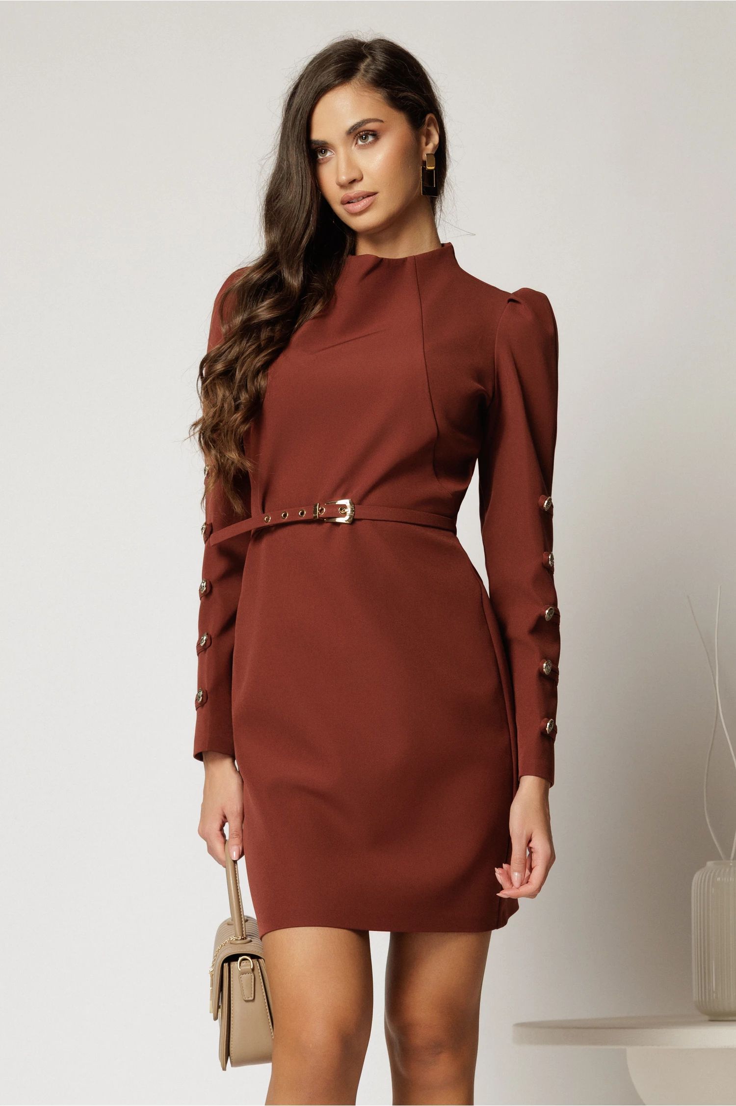Rochie DY Fashion scurta caramizie cu nasturi pe maneci