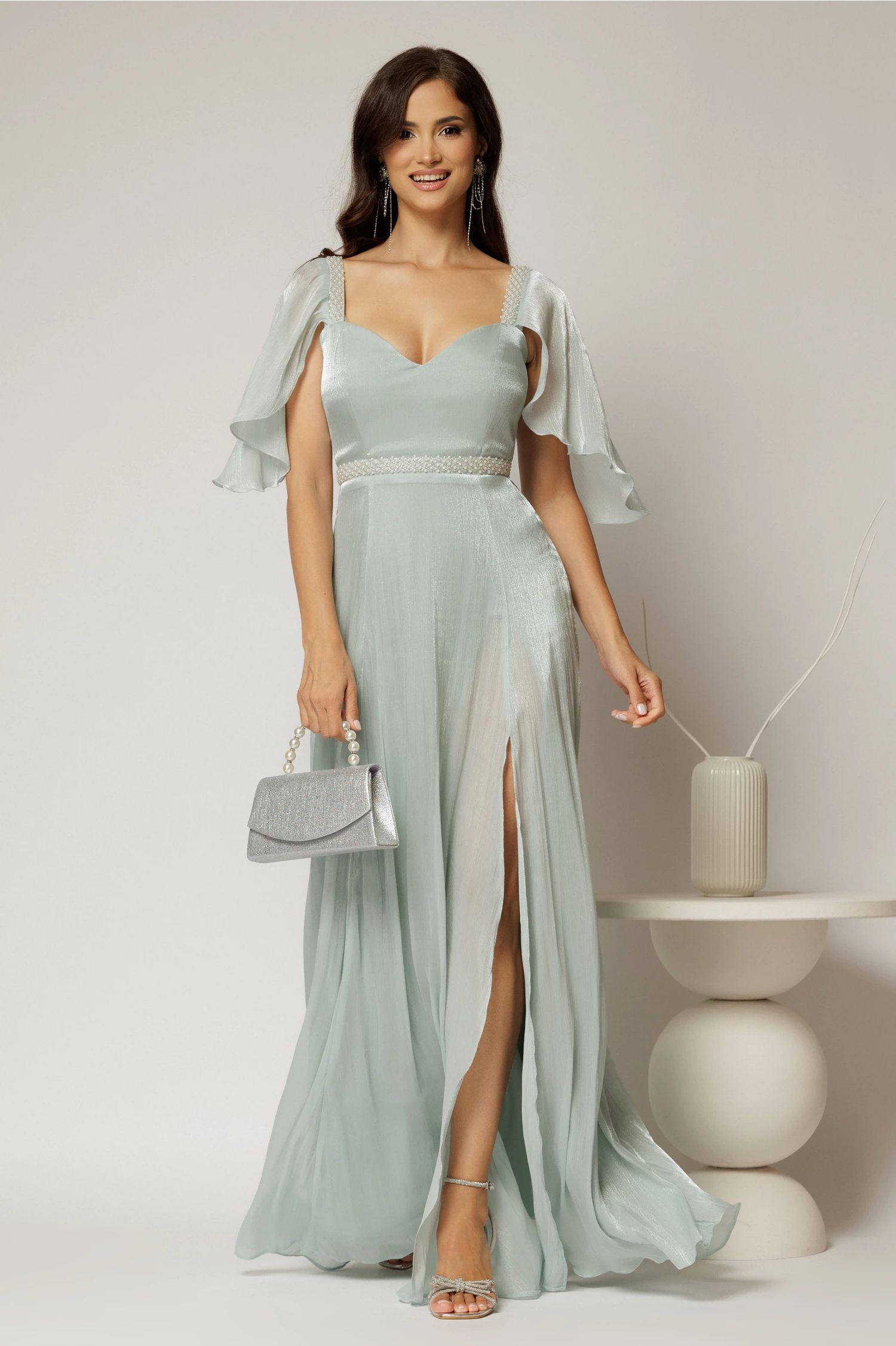 Rochie DY Fashion verde mint lunga de seara cu aplicatii de perle pe talie