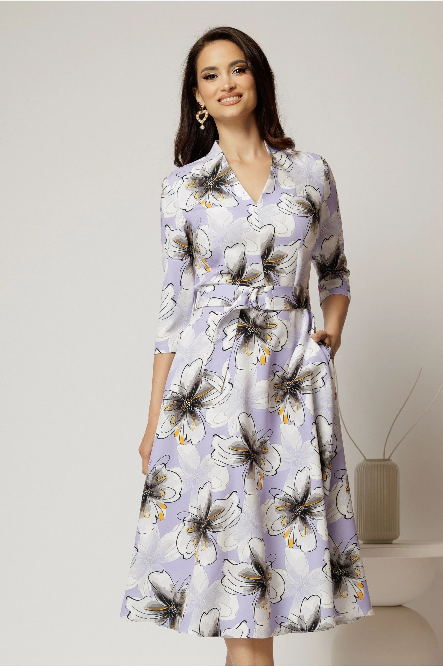 Rochie midi de zi lila cu imprimeuri ivoar cu buzunare