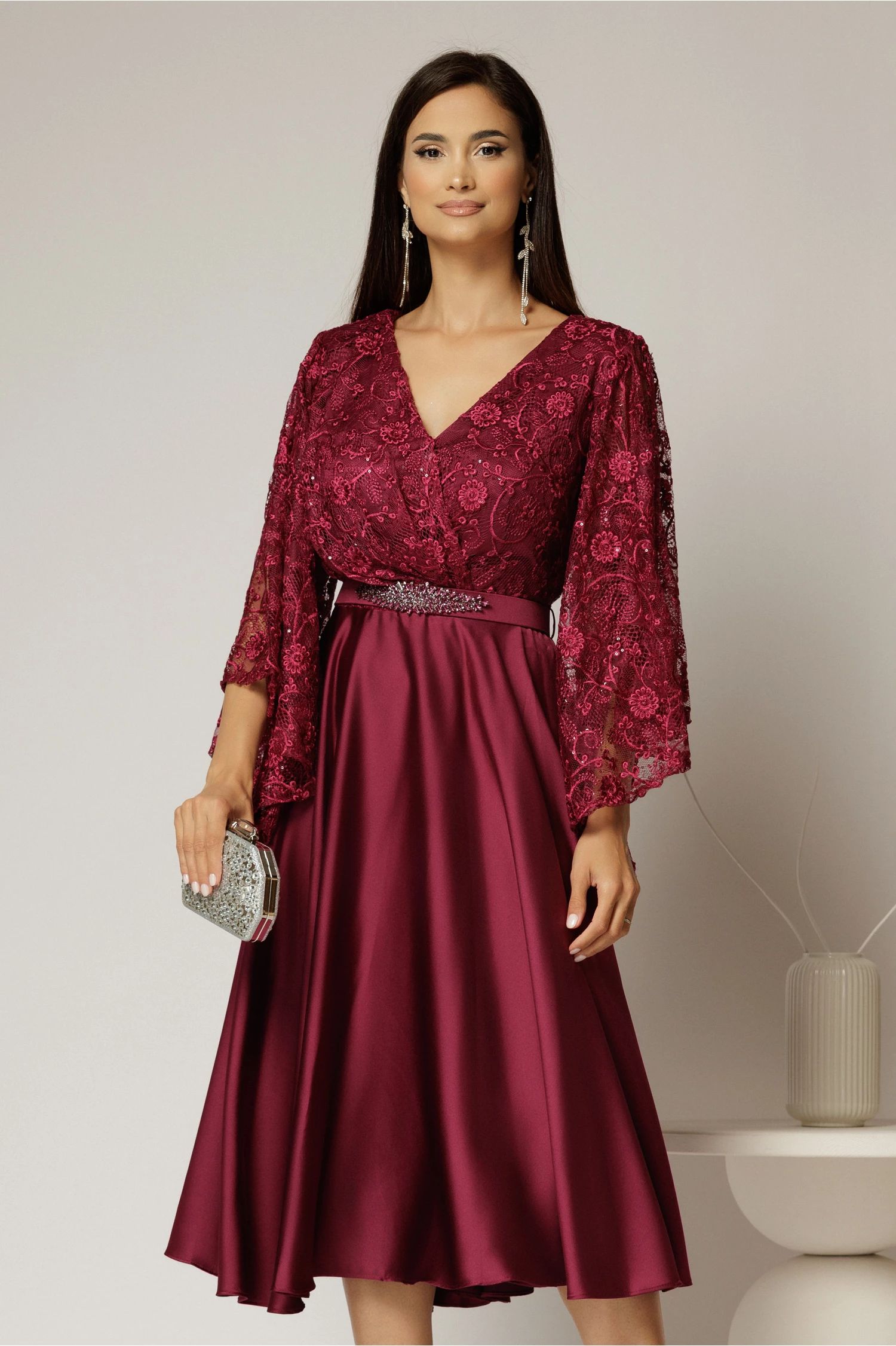 Rochie midi magenta de ocazie din satin si dantela