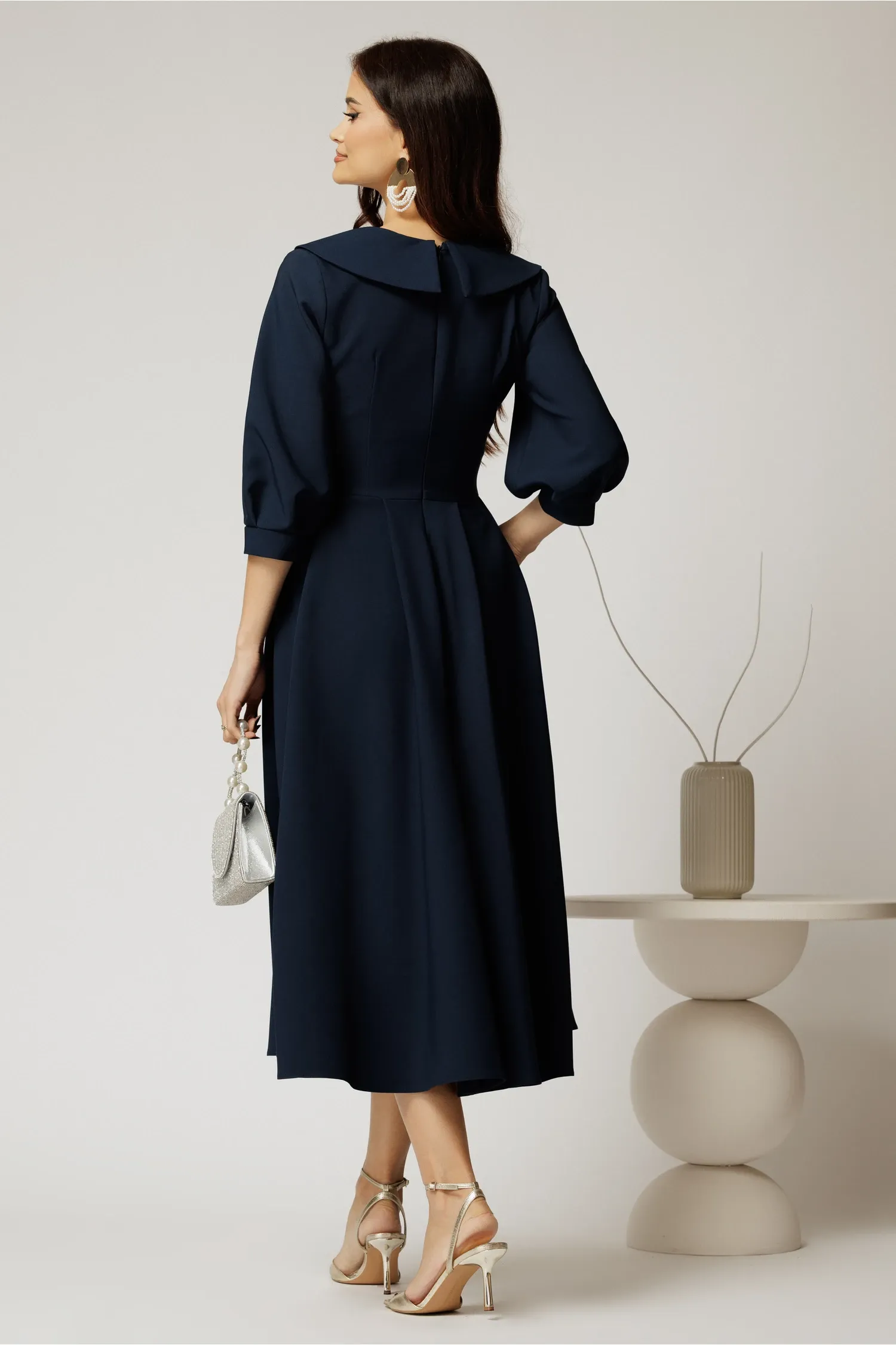 Rochie office din stofa bleumarin cu bust petrecut si rever 2