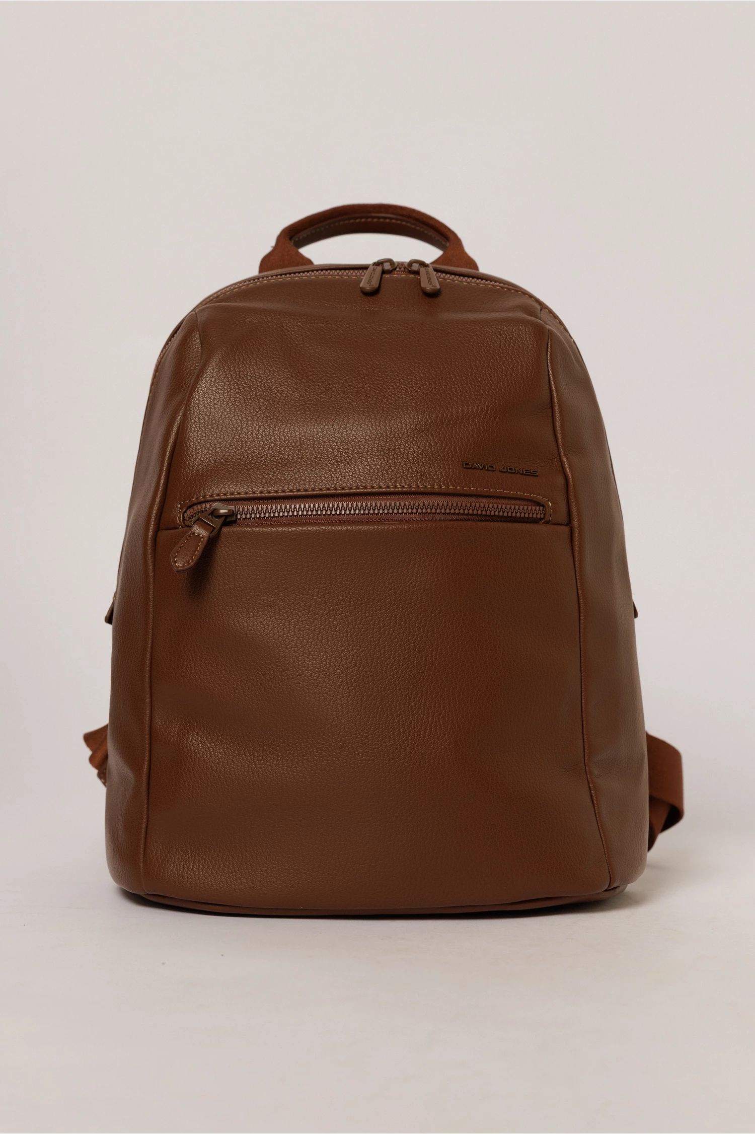 Rucsac casual maro cu buzunar frontal si aspect rafinat