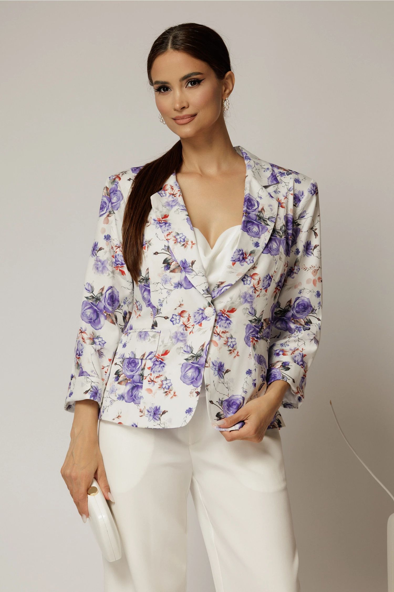Sacou dama alb cu imprimeu floral lila