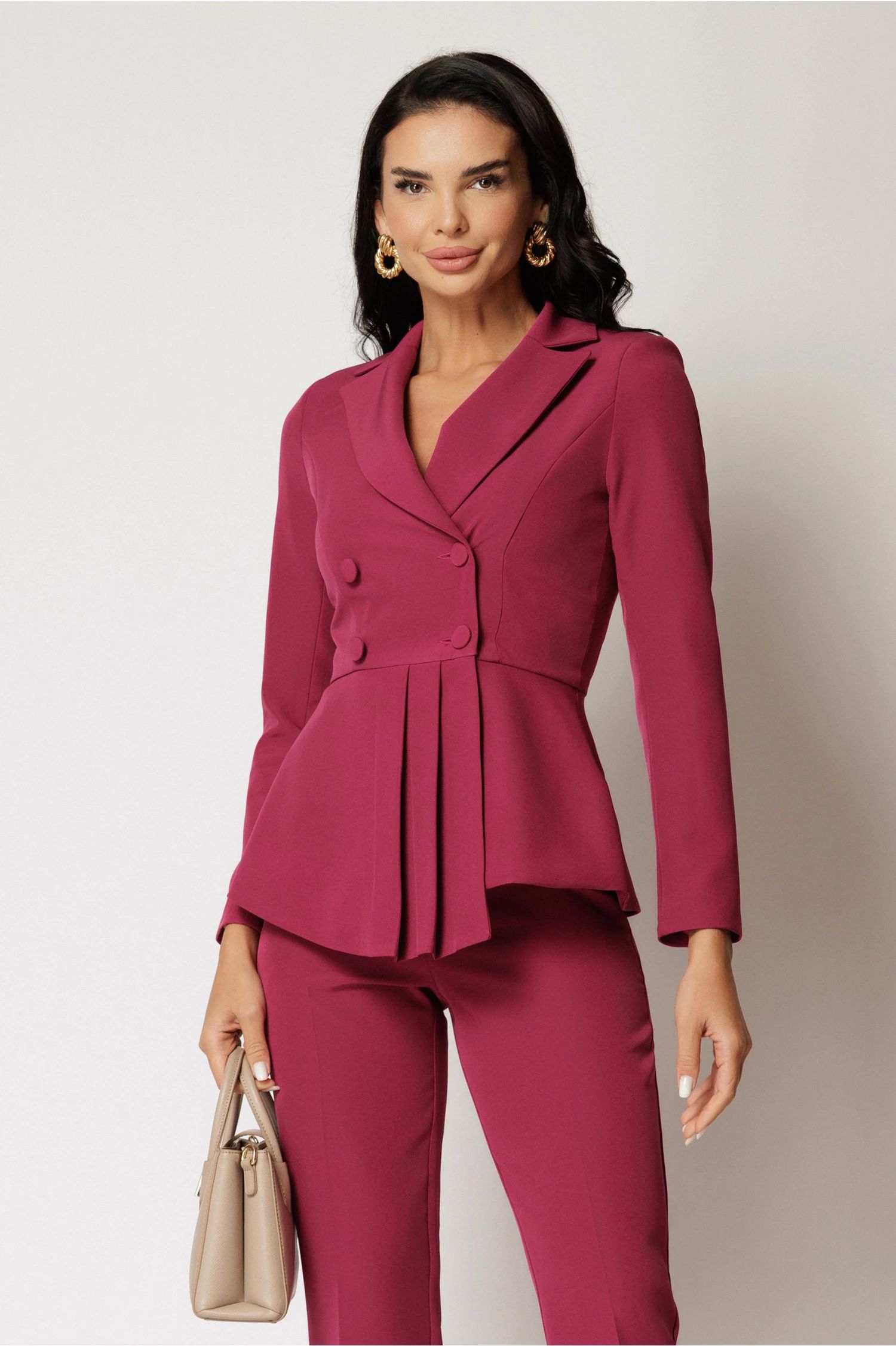 Sacou dama magenta cu croi cambrat si peplum asimetric