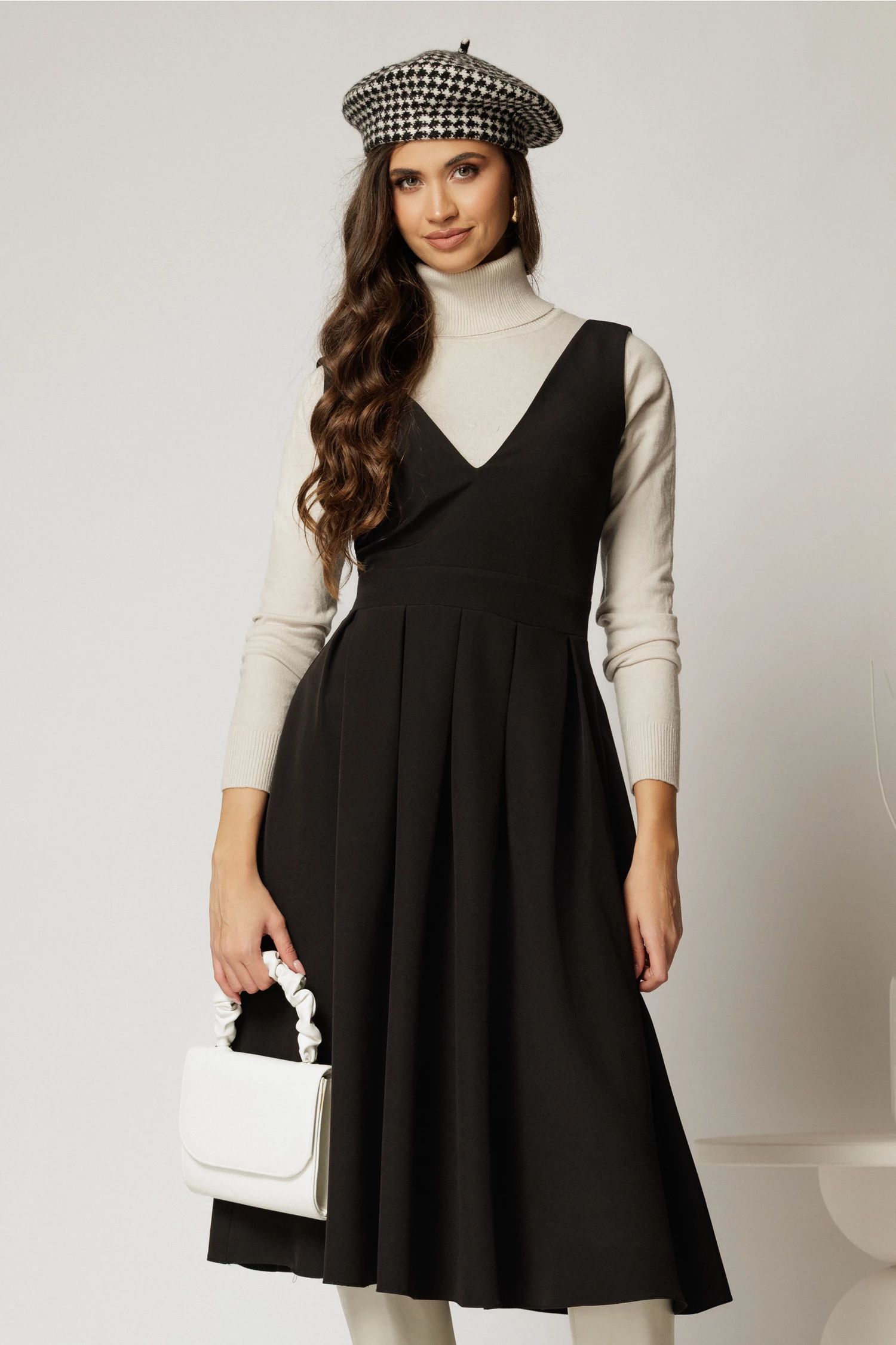 Sarafan DY Fashion midi negru cu croi clos si pliuri