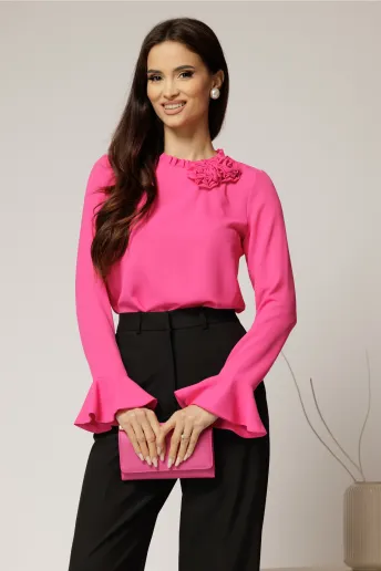 Bluza  fucsia din voal plin cu detaliu floral la guler si gulerul incretit