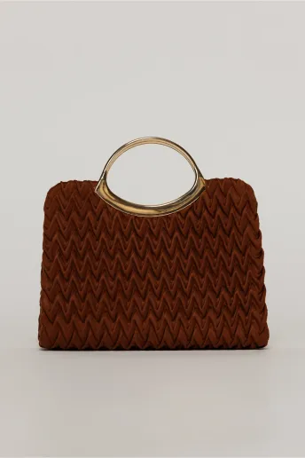 Clutch elegant caramiziu din piele ecologica intoarsa cu design modern