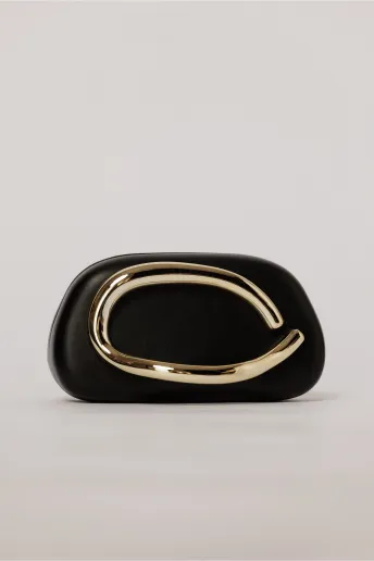 Clutch negru cu finisaj mat si maner metalic auriu