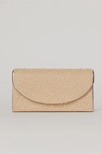 Clutch rose metalizat cu clapeta curbata si perlute aplicate