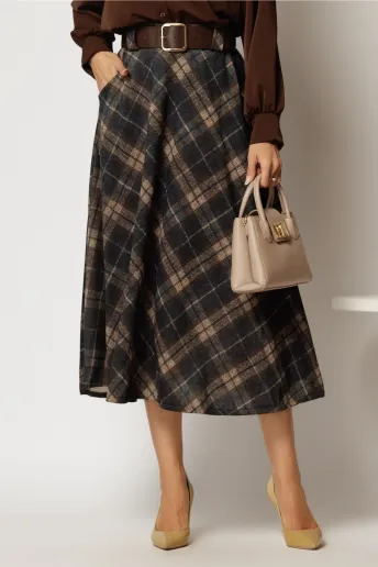 Fusta midi din tricot cu buzunare si carouri bleumarin