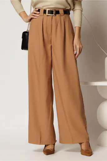 Pantaloni dama camel cu croi larg si pense din talie