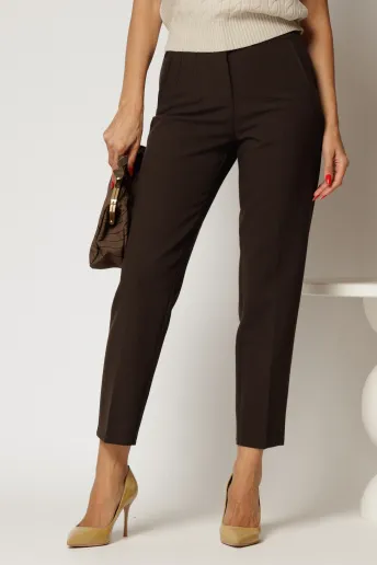 Pantaloni maro cu croi conic si talie inalta