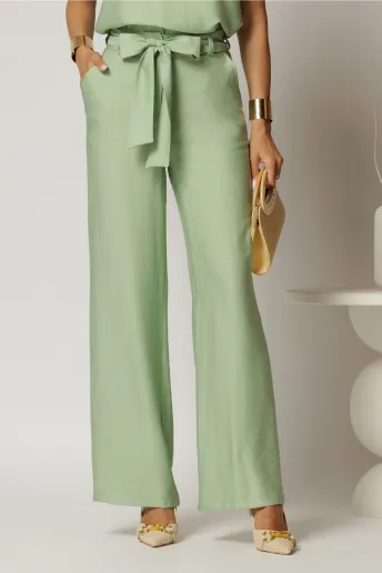 Pantaloni verde fistic din rayon cu croi lejer si cordon in talie