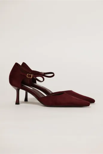 Pantofi eleganti burgundy cu aspect catifelat si bareta