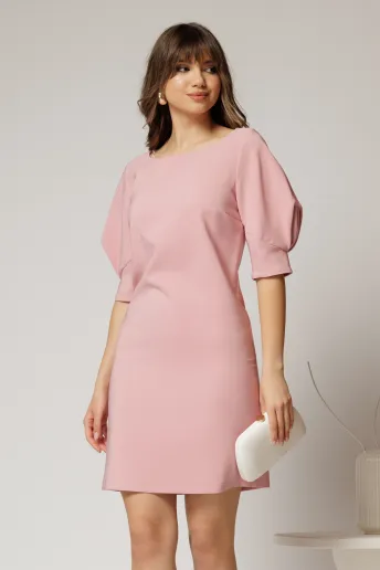 Rochie DY Fashion roz scurta croi cambrat cu maneci cu design atipic