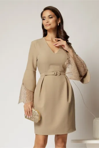 Rochie DY Fashion scurta bej cu decolteu in V si dantela la maneci