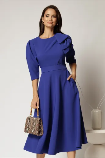 Rochie midi albastra clos cu funda ampla pe umar si cordon detasabil