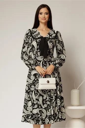 Rochie midi neagra imprimeu floral ivoire cu guler evidentiat cu volanas