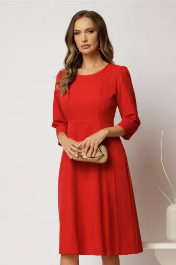 Rochie midi rosie cu pliuri pe fusta si croi evazat
