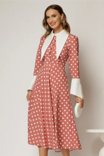 Rochie midi roz coniac cu buline si guler ascutit