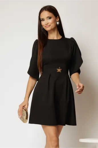Rochie scurta neagra cu accesoriu in talie si maneci tip lalea