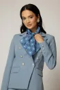 Esarfa albastra cu imprimeu in nuante discrete de bleu si mov, 1, dyfashion.ro
