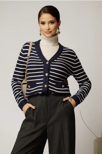 Pulover bleumarin cu dungi albe si inchidere cu nasturi