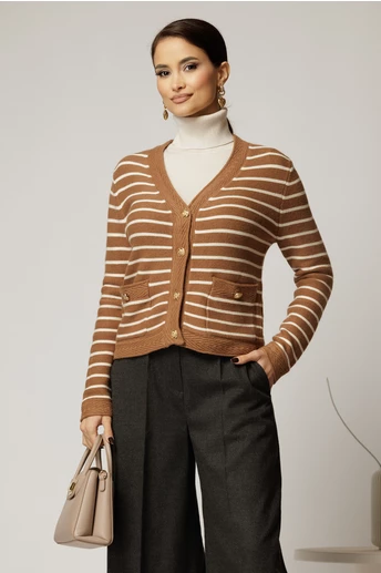 Pulover maro cu dungi albe si inchidere cu nasturi