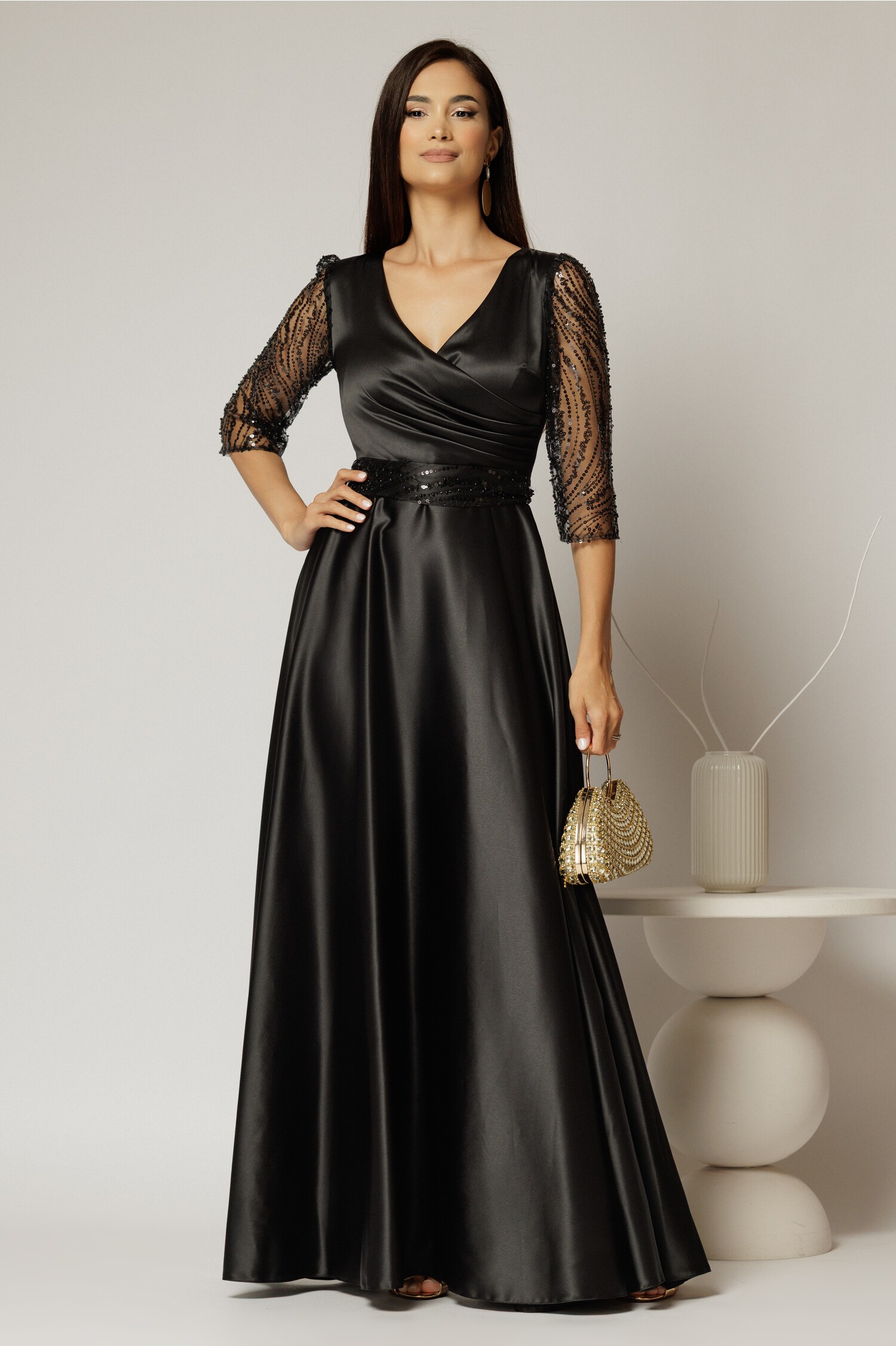 Rochie Adria lunga neagra cu cordon in talie