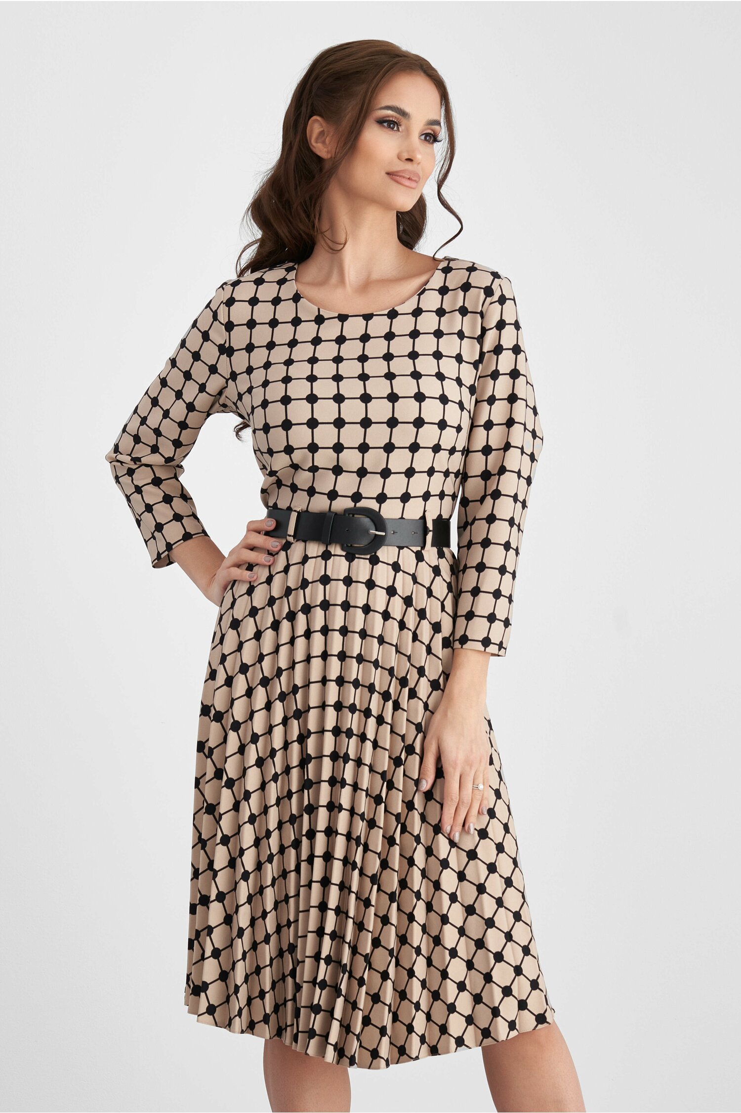 Rochie amalia beige cu imprimeu geometric negru