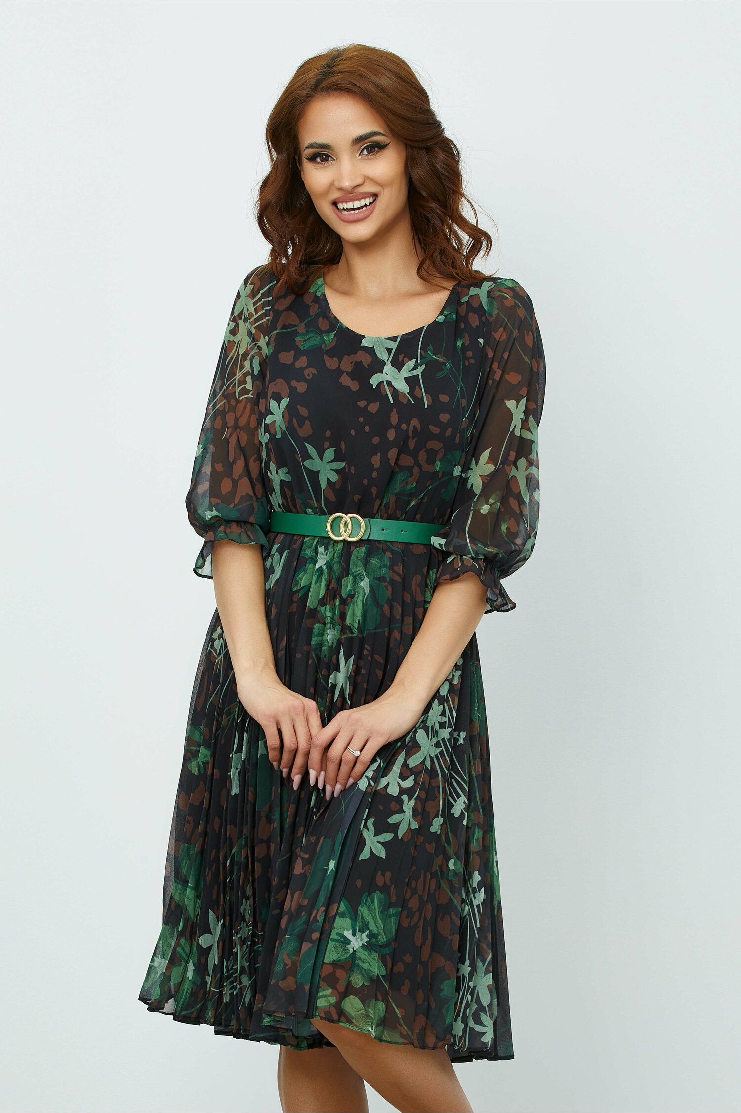Rochie Ana neagra cu imprimeu verde-maro si fusta plisata dyfashion.ro