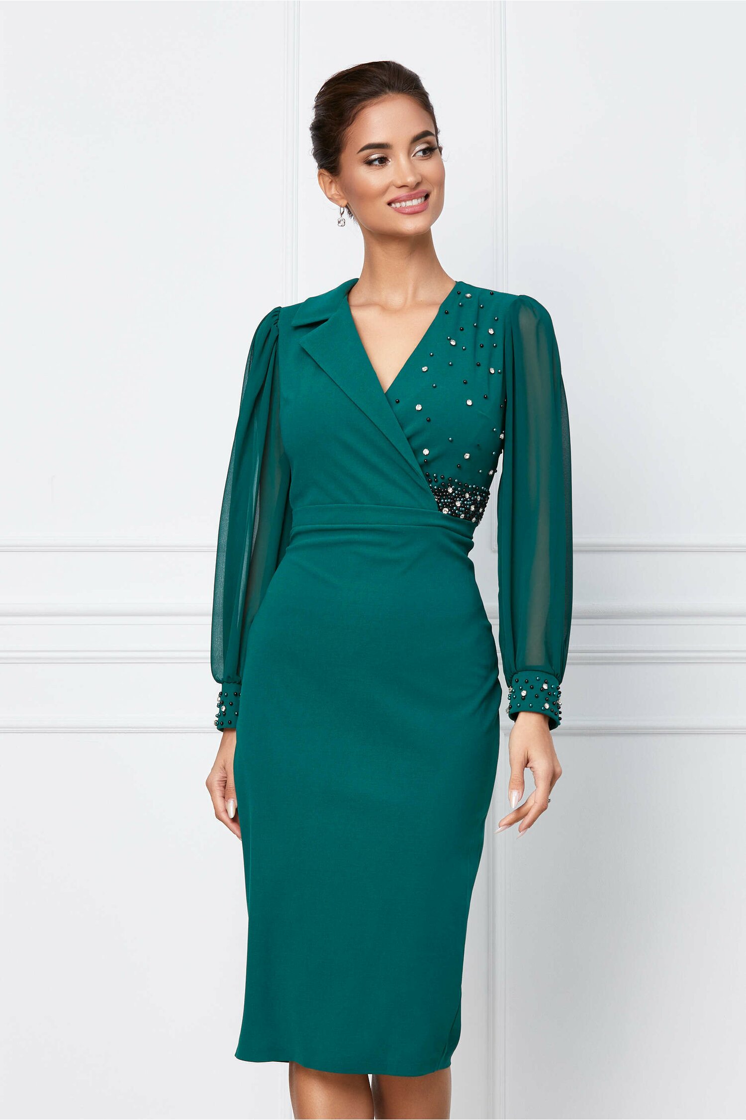 Rochie Cosmina verde cu perlute si strasuri - Rochii-Dama.ro