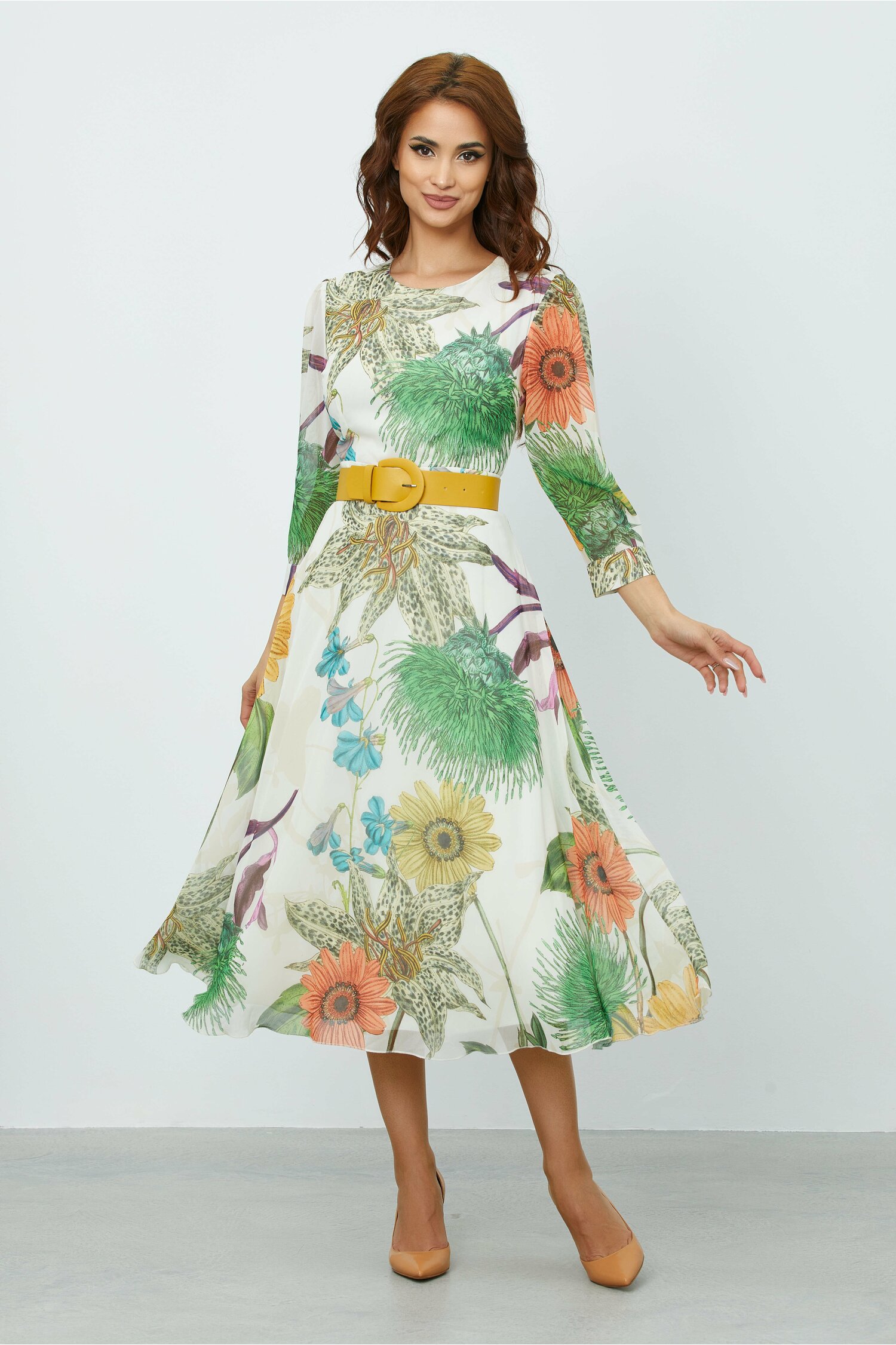 Rochie damia alba cu imprimeuri florale colorate