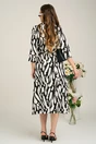 Rochie de zi tip camasa din crep neagra cu imprimeu alb si cordon in talie