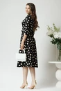 Rochie din stofa neagra midi de zi cu imprimeuri bej si decolteu