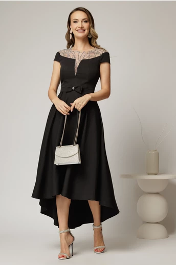 Rochie DY Fashion asimetrica neagra cu funda in talie si aplicatii la decolteu