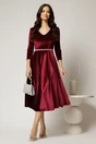 Rochie DY Fashion bordo din catifea cu decolteu in V si talia cu perle, 3, dyfashion.ro