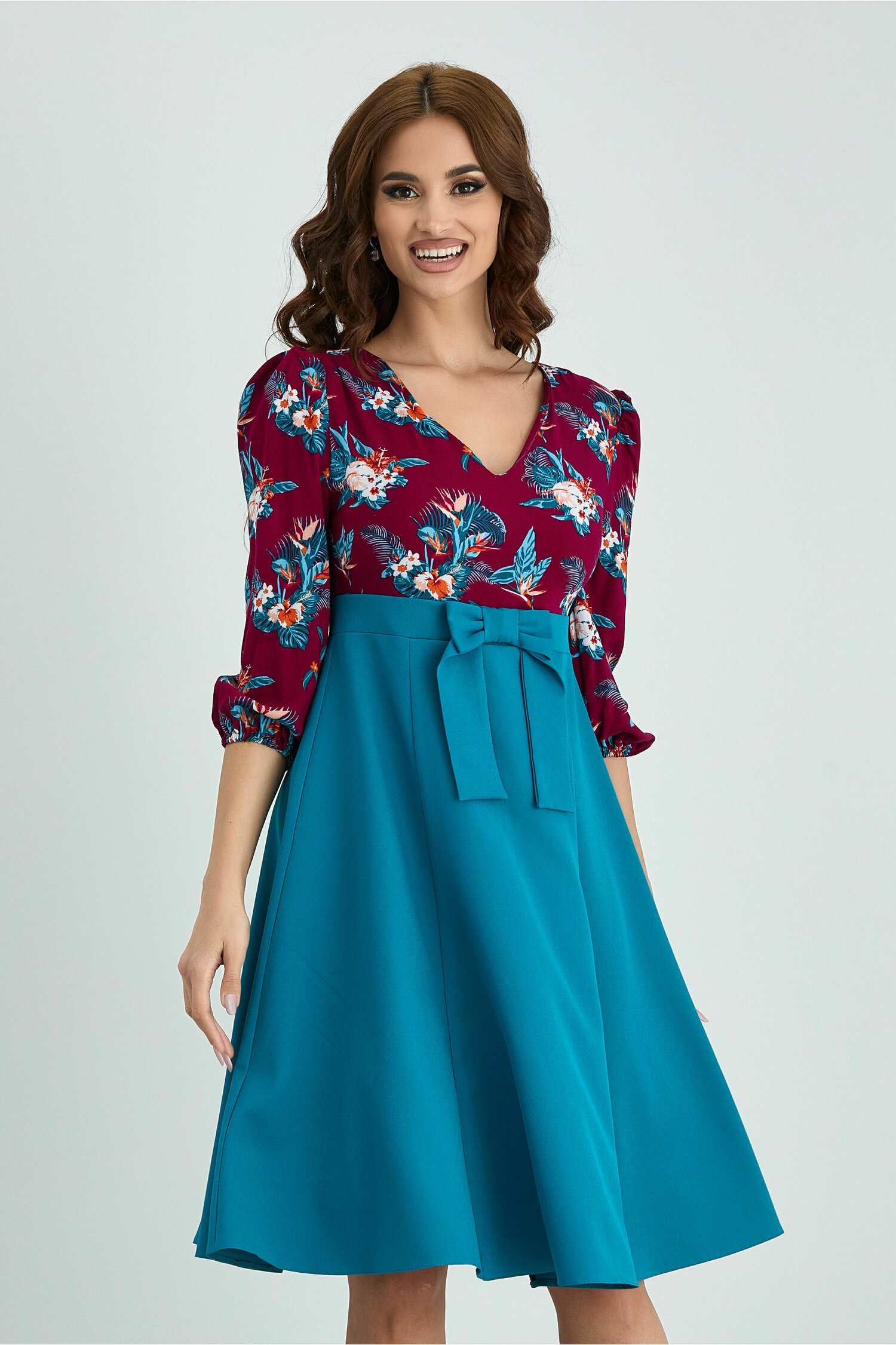 Rochie dy fashion cu bust magenta si fusta turcoaz