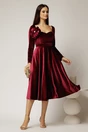Rochie DY Fashion din catifea bordo cu decolteu inima si accesoriu la bust, 3, dyfashion.ro